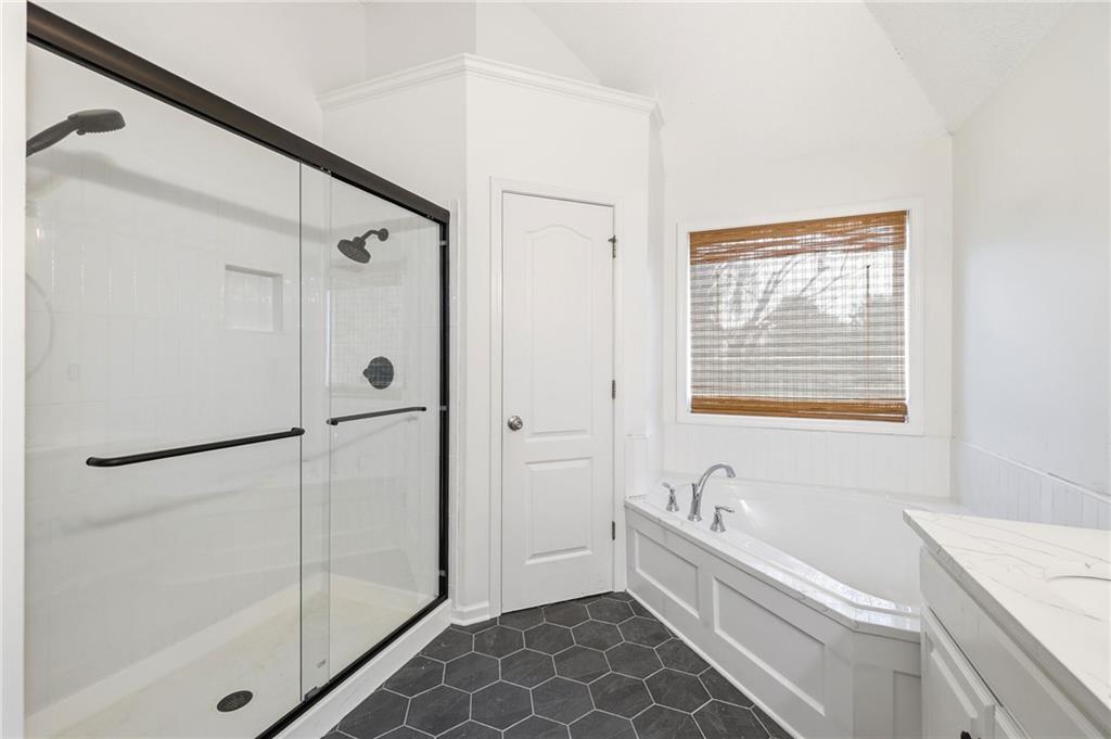 22121 W 58 Street Property Photo 16