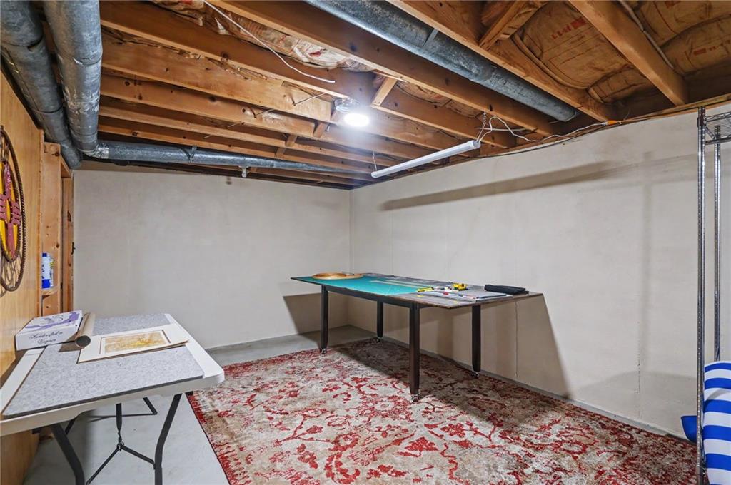 112 S Lawrence Avenue Property Photo 14