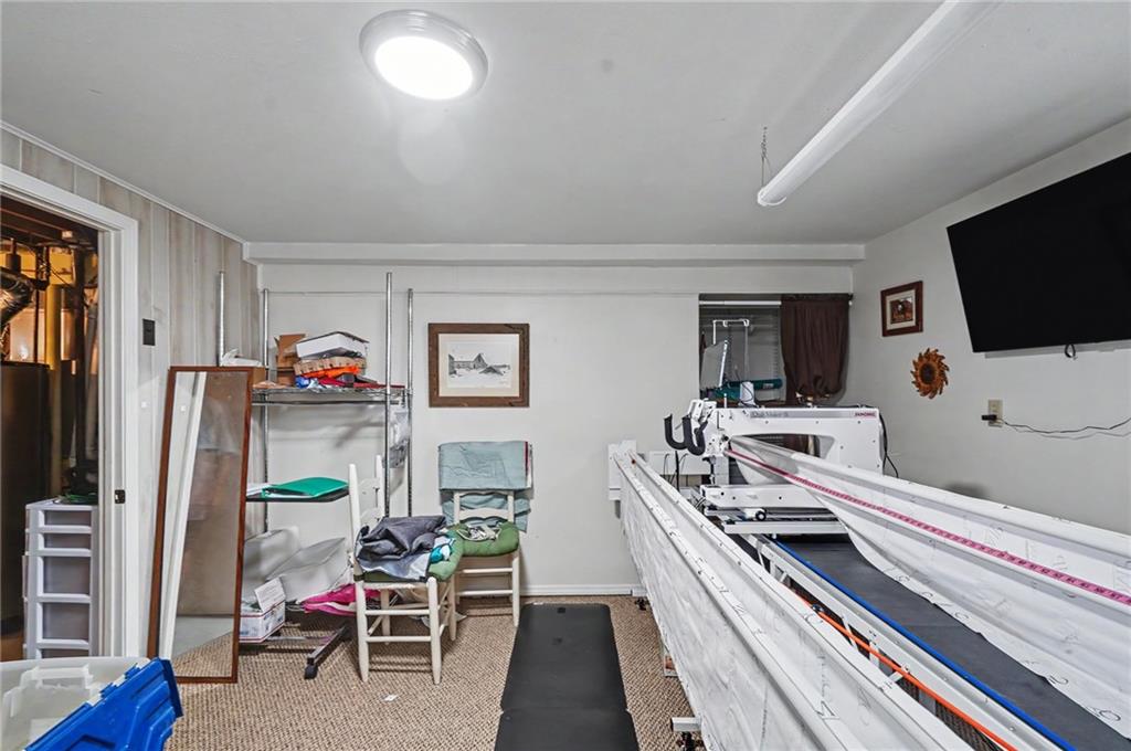 112 S Lawrence Avenue Property Photo 15