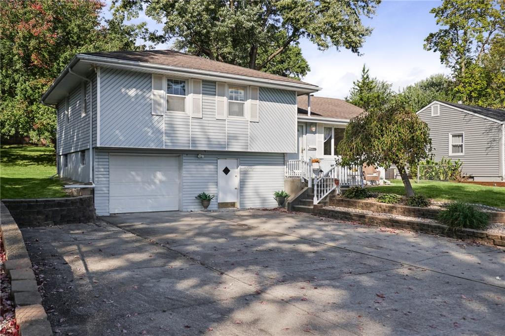 3012 S Norwood Avenue Property Photo 4