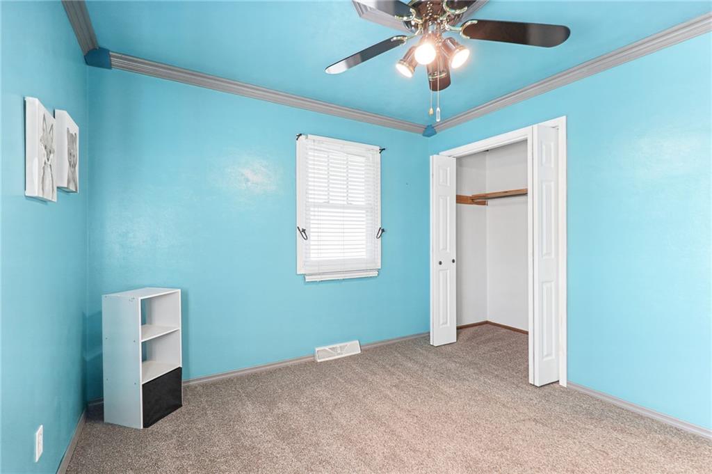 3012 S Norwood Avenue Property Photo 18