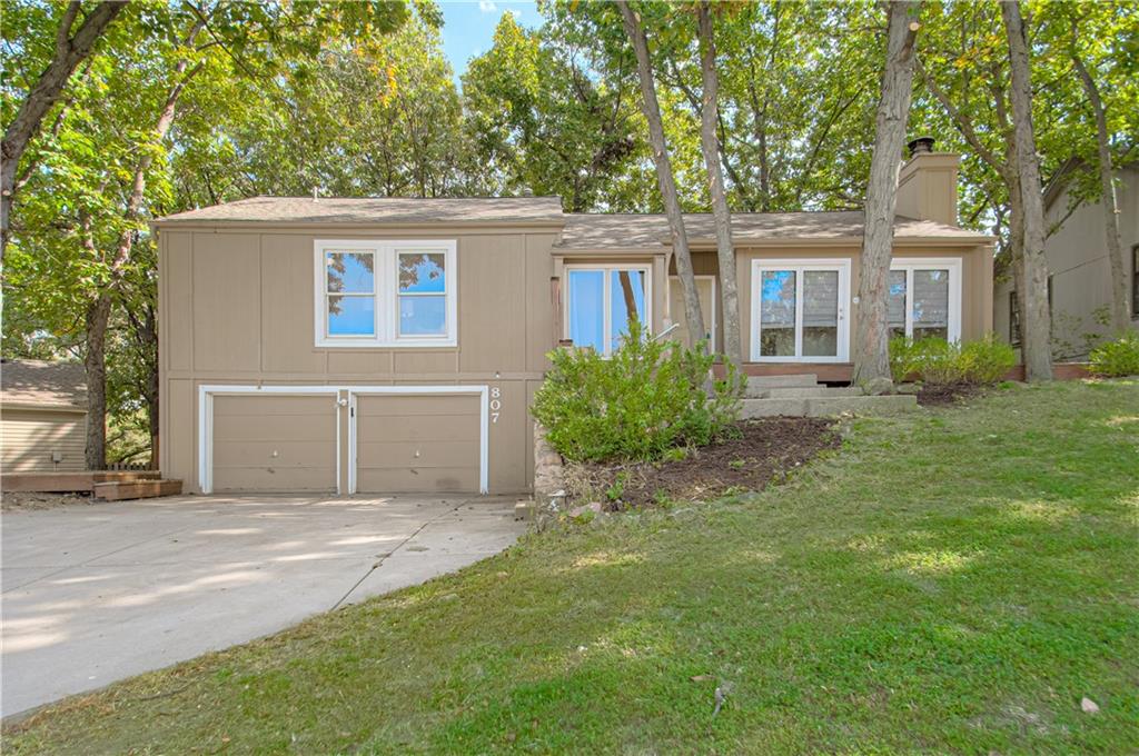 807 Nw 70th Street Property Photo 1