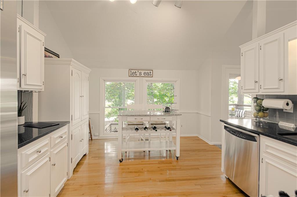 807 Nw 70th Street Property Photo 11