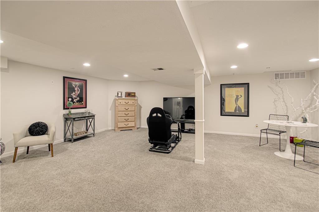 807 Nw 70th Street Property Photo 30
