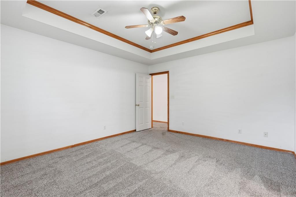 3016 Winston Drive Property Photo 13