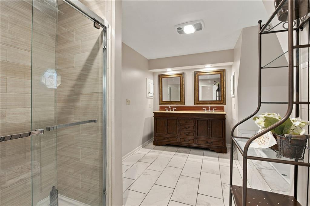 9320 W 113th Street Property Photo 20