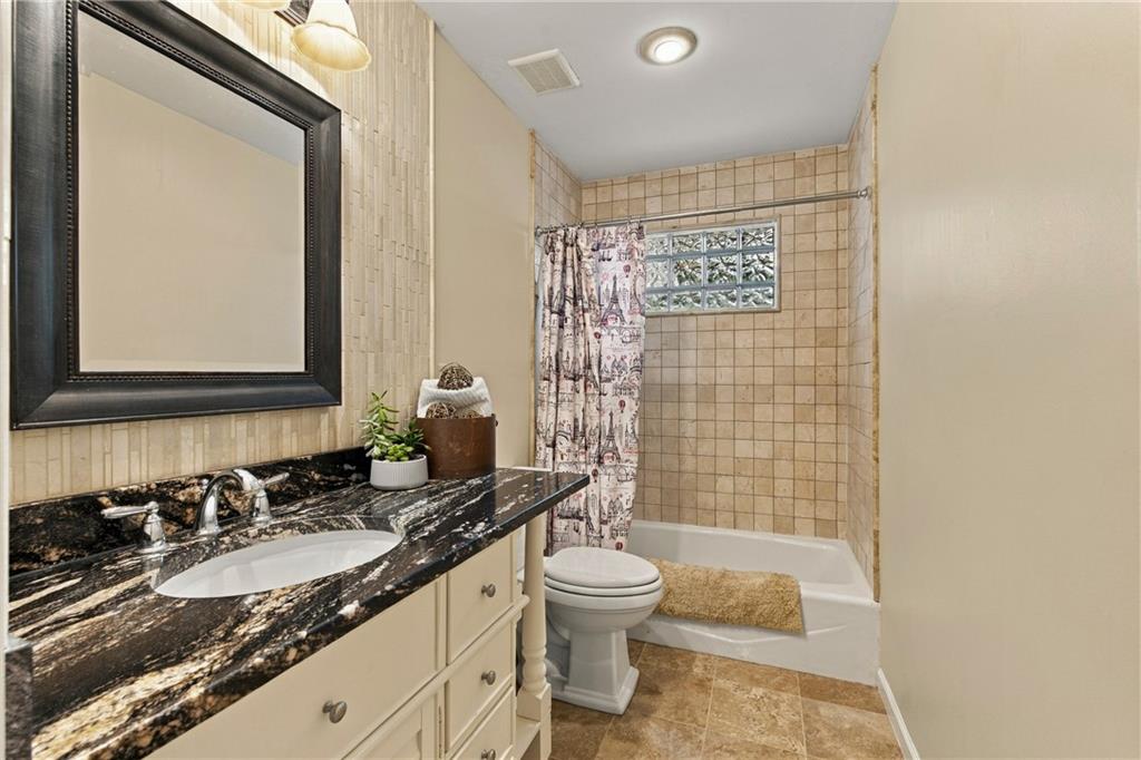 9320 W 113th Street Property Photo 27