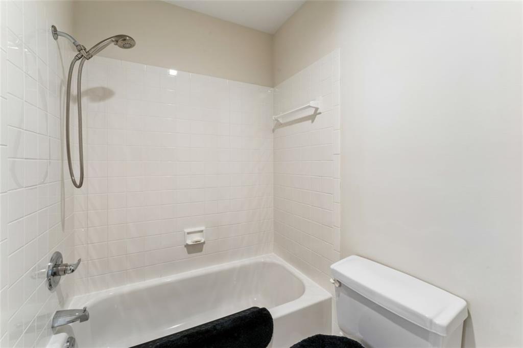 9101 W 148th Street Property Photo 43