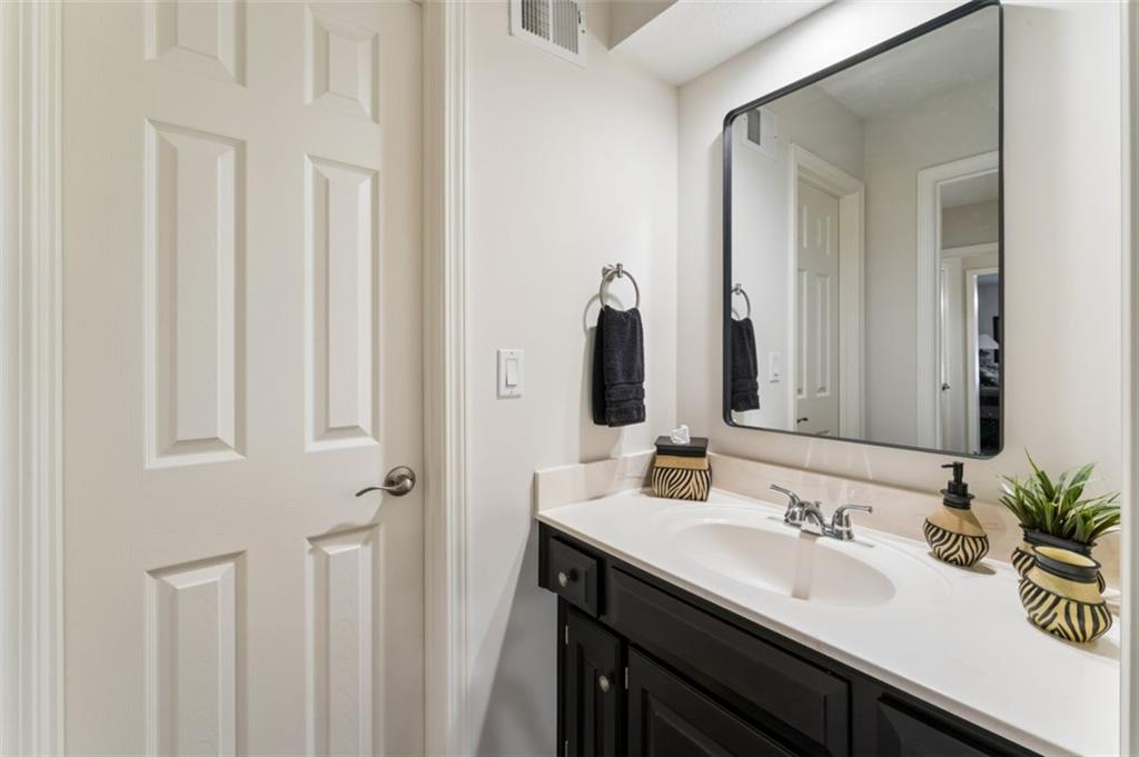 9101 W 148th Street Property Photo 44