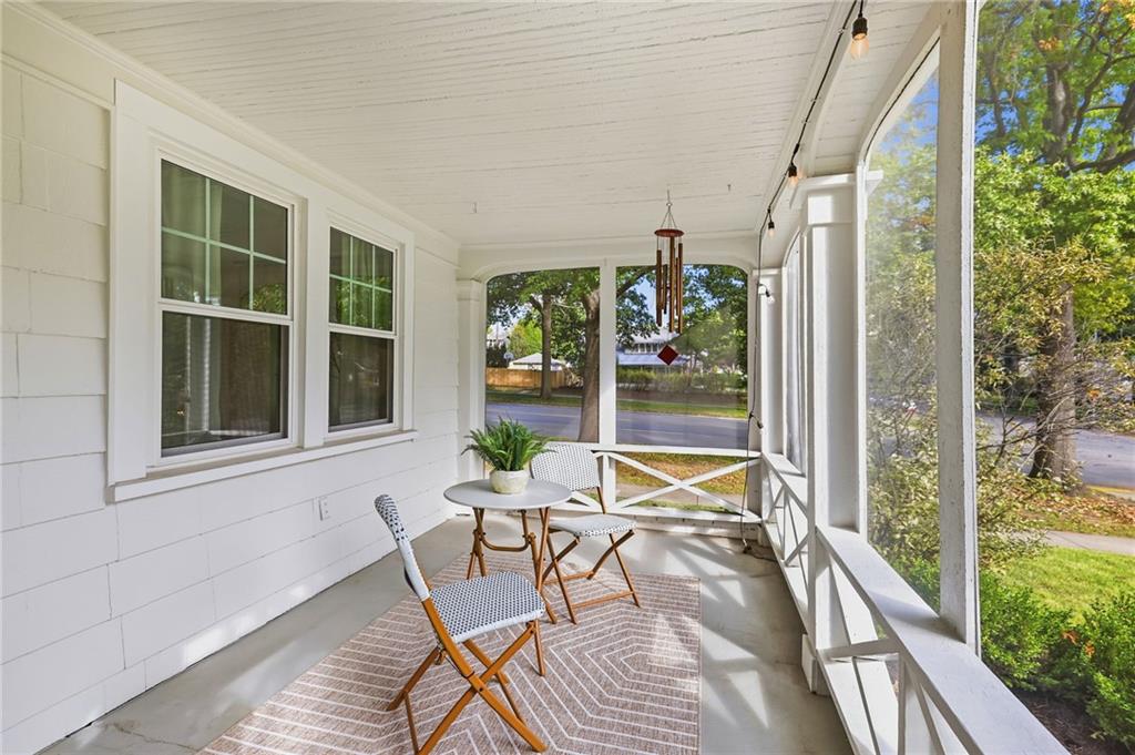 6400 Morningside Drive Property Photo 8