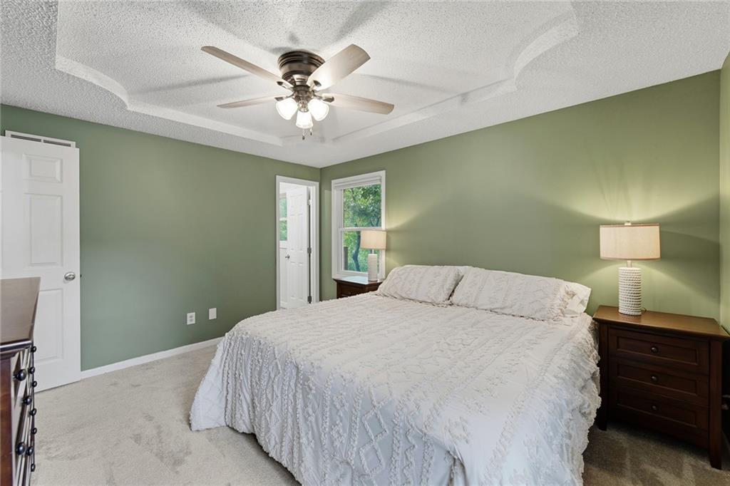 106 S Chambery Drive Property Photo 11