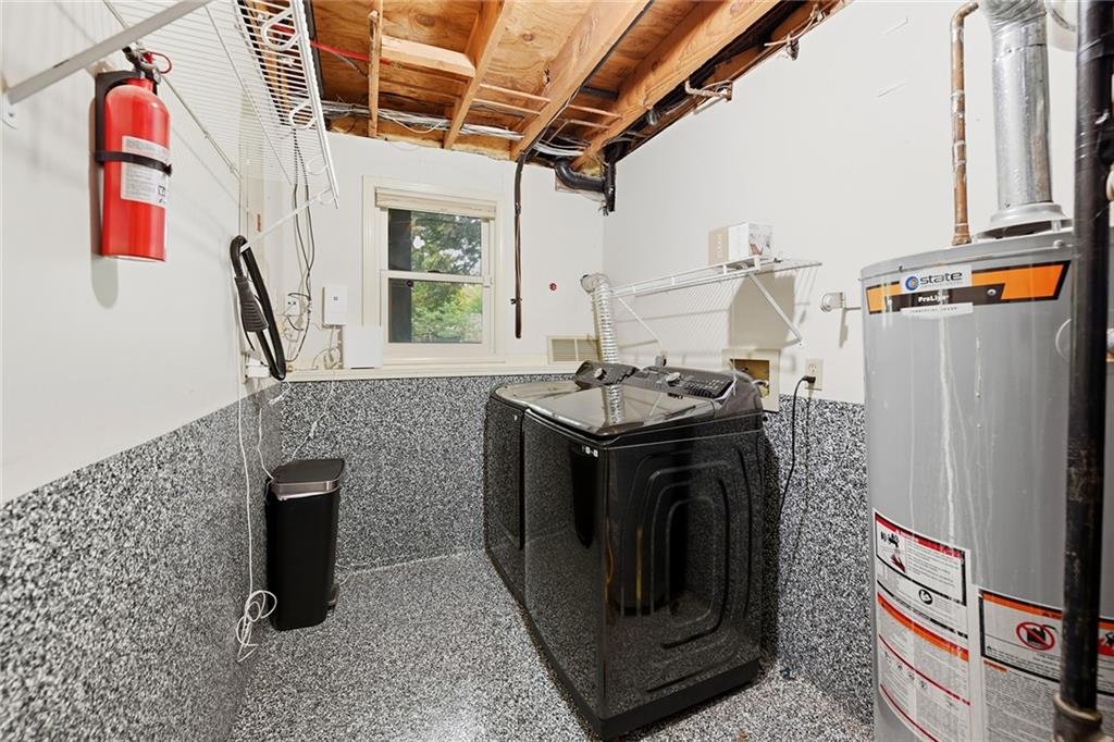 106 S Chambery Drive Property Photo 20