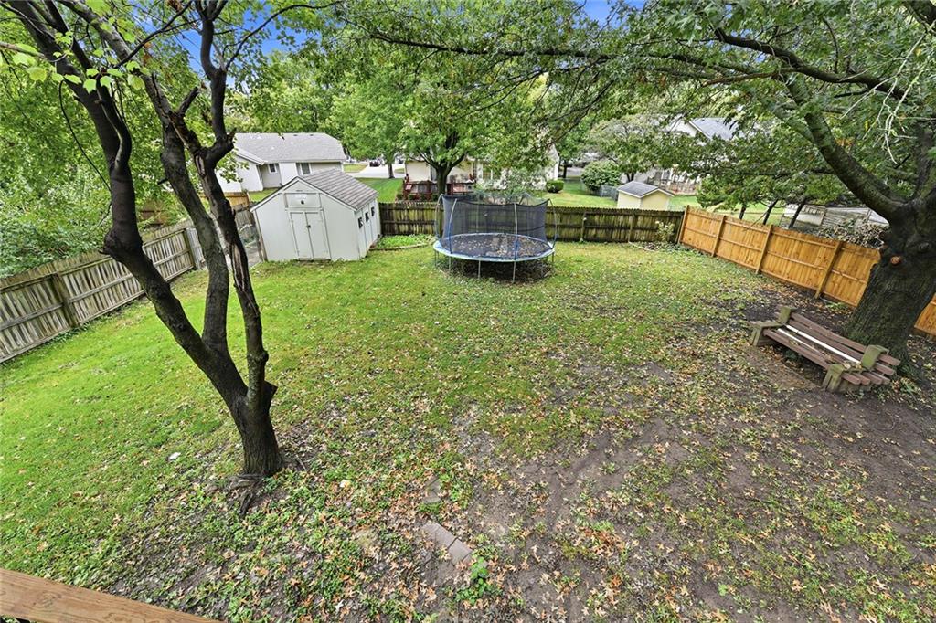 106 S Chambery Drive Property Photo 23
