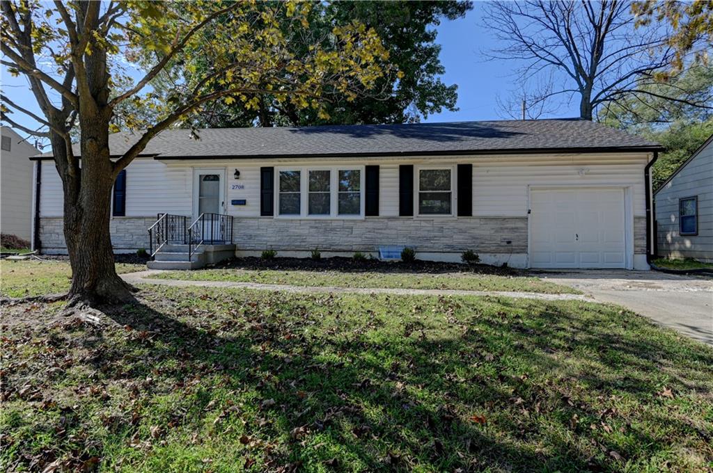 2708 S Glenwood Avenue Property Photo 1