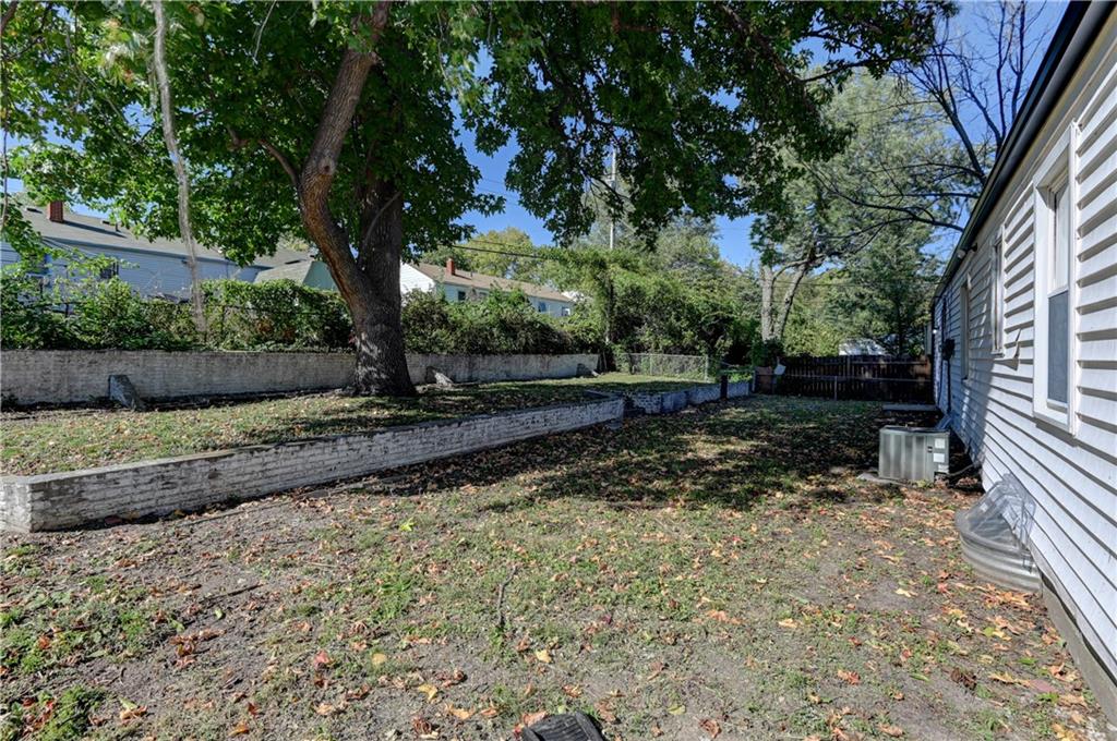 2708 S Glenwood Avenue Property Photo 39