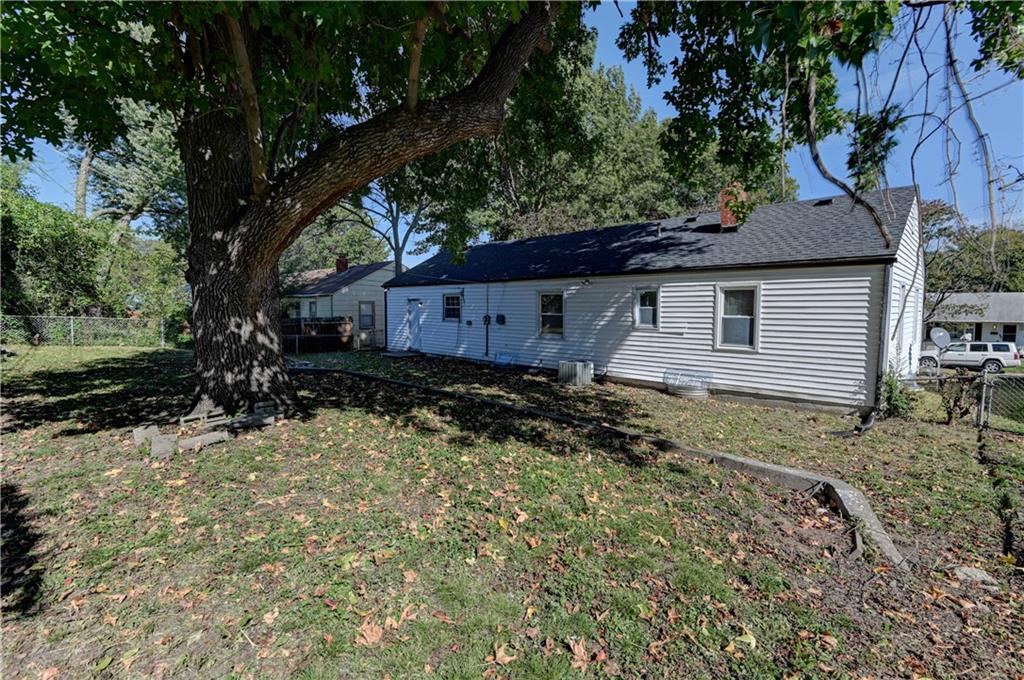 2708 S Glenwood Avenue Property Photo 42