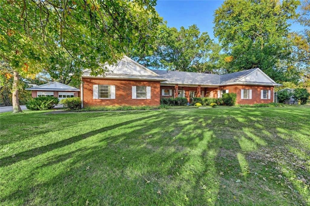 7 Lindenwood Lane Property Photo 1