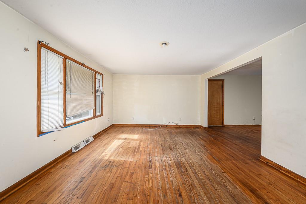 5530 Sloan Avenue Property Photo 3