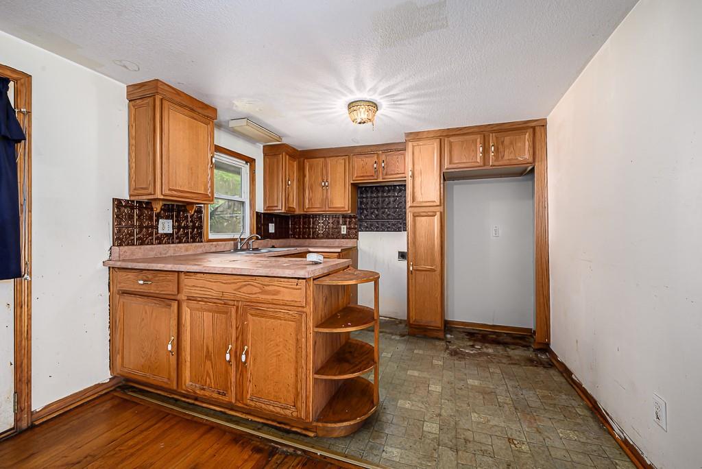 5530 Sloan Avenue Property Photo 6