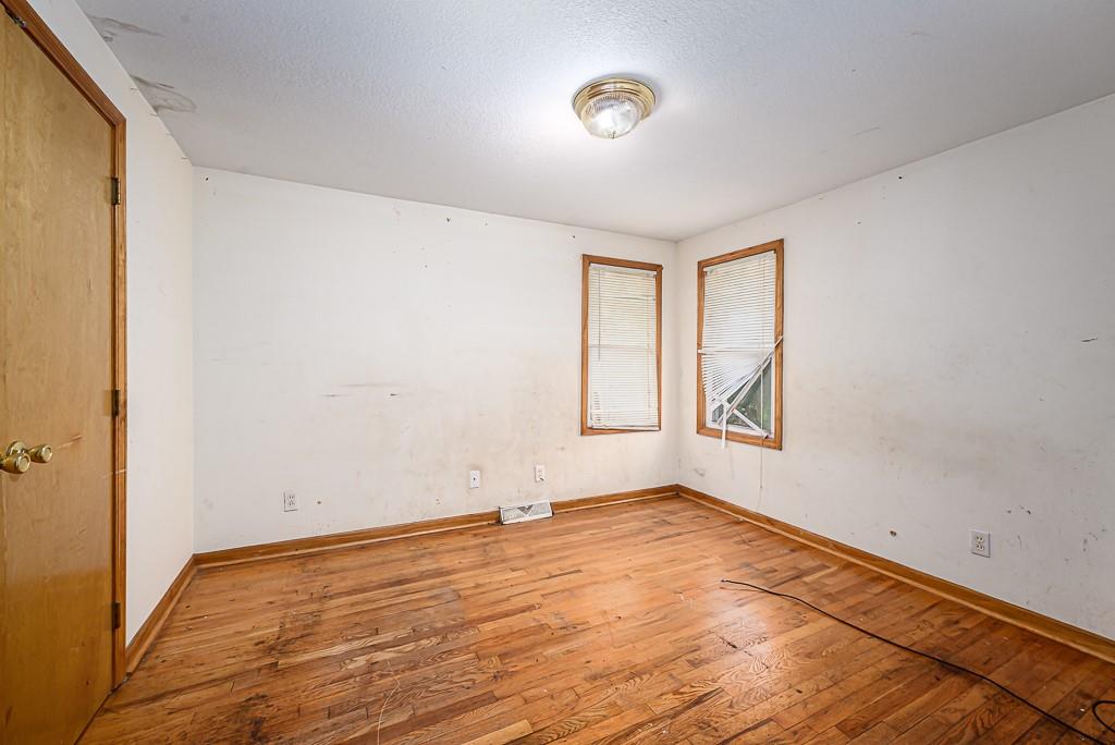 5530 Sloan Avenue Property Photo 10