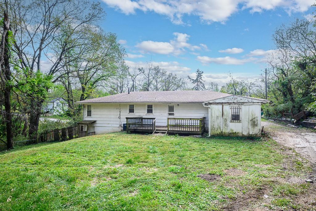 5530 Sloan Avenue Property Photo 11