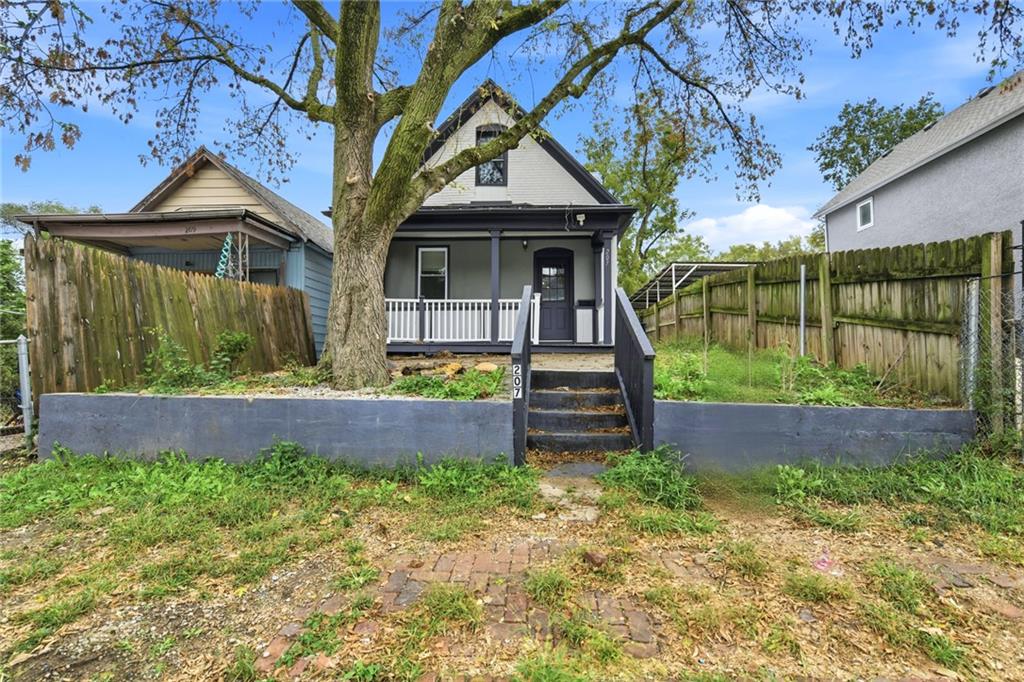 207 N Mill Street Property Photo 4