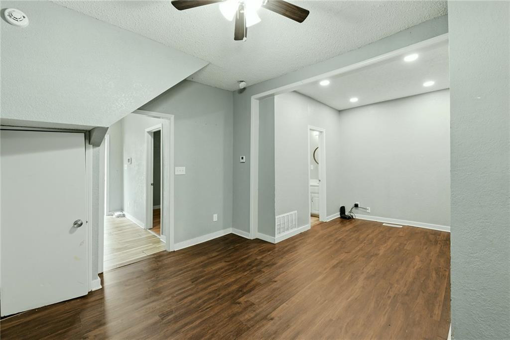 207 N Mill Street Property Photo 8
