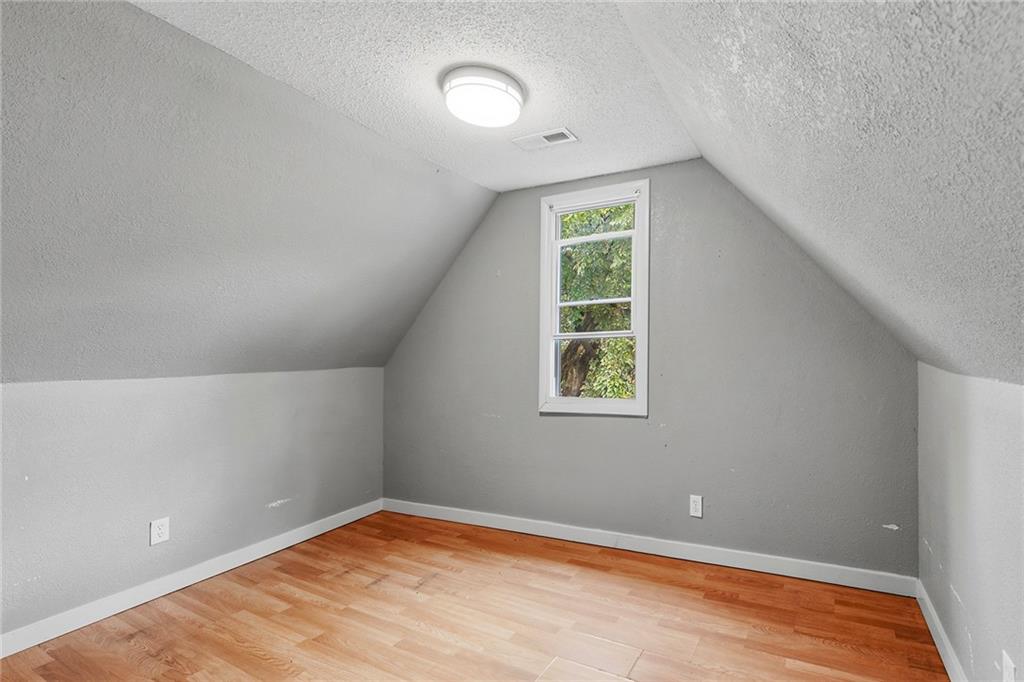 207 N Mill Street Property Photo 17