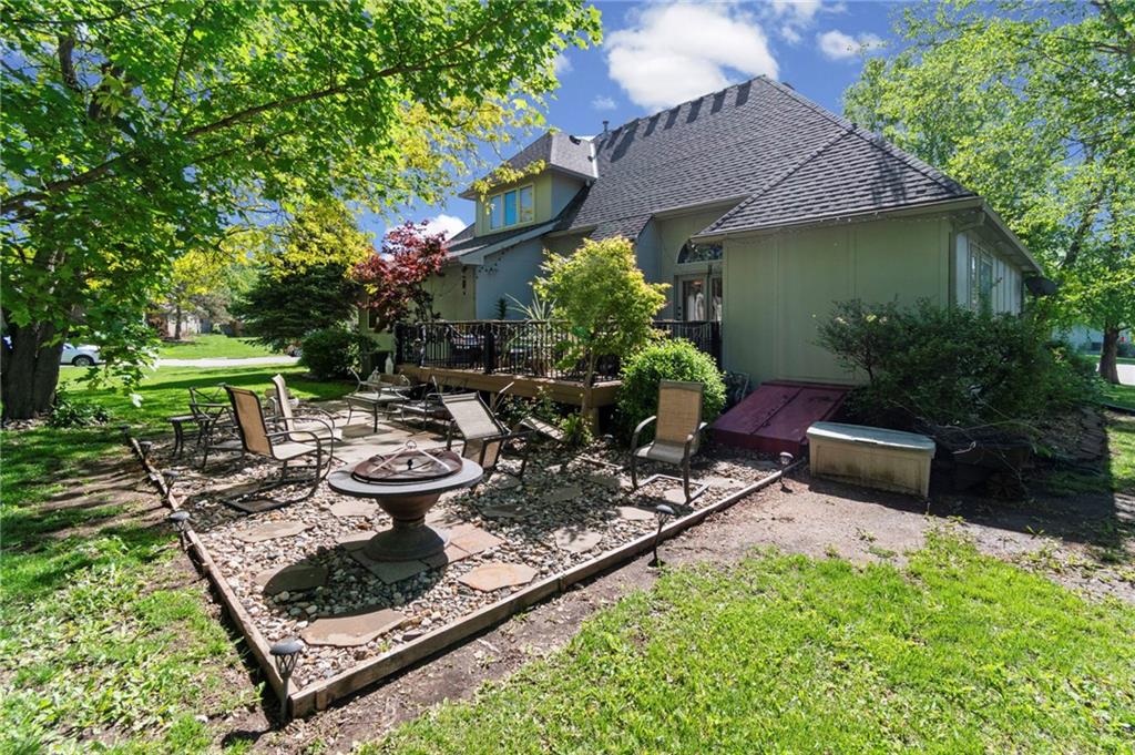 15733 Pine Circle Property Photo 34