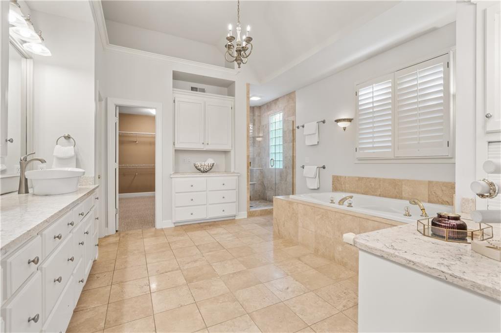 3608 W 153rd Street Property Photo 25