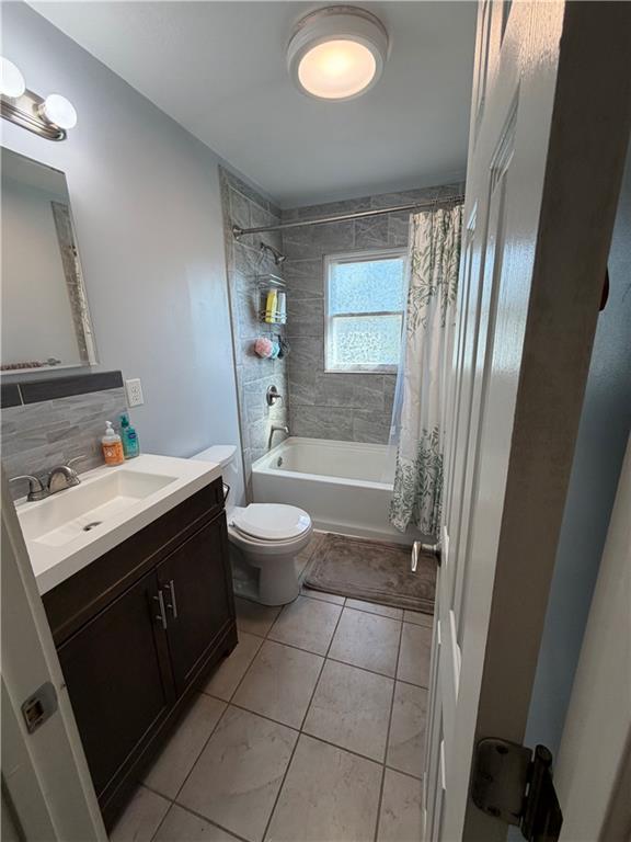 6125 N Denver Avenue Property Photo 7