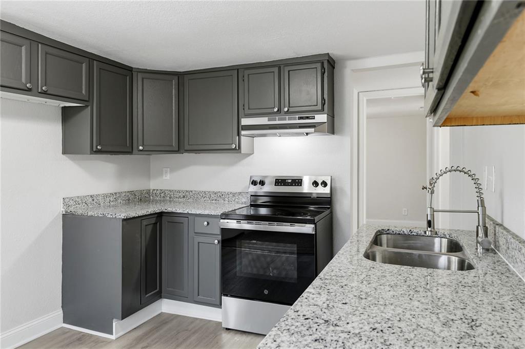 4922 Blue Lane Property Photo 17