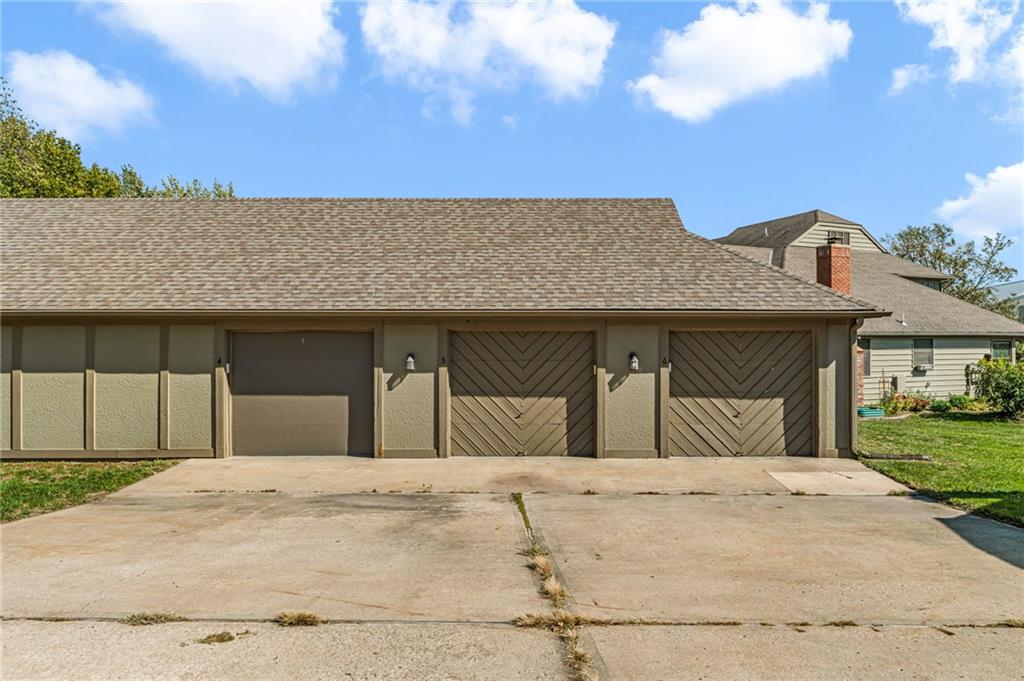 4217 Wimbledon Drive Property Photo 4