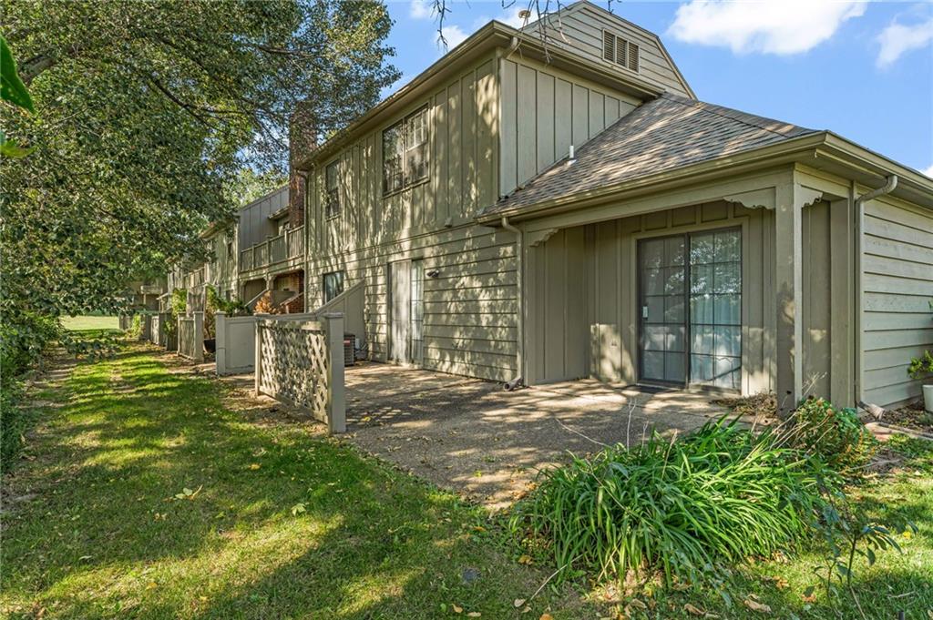 4217 Wimbledon Drive Property Photo 6
