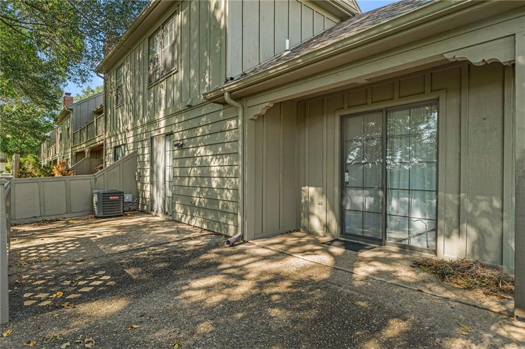 4217 Wimbledon Drive Property Photo 9