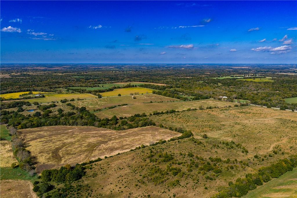 2275 California Road Property Photo 3