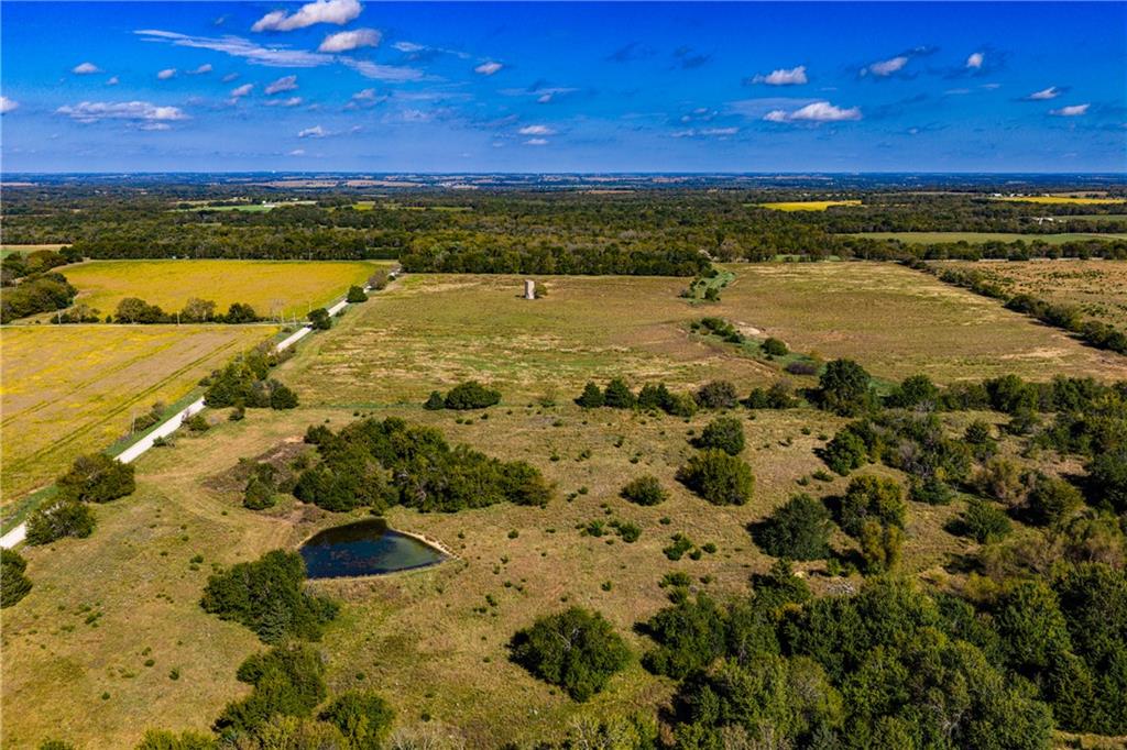2275 California Road Property Photo 8