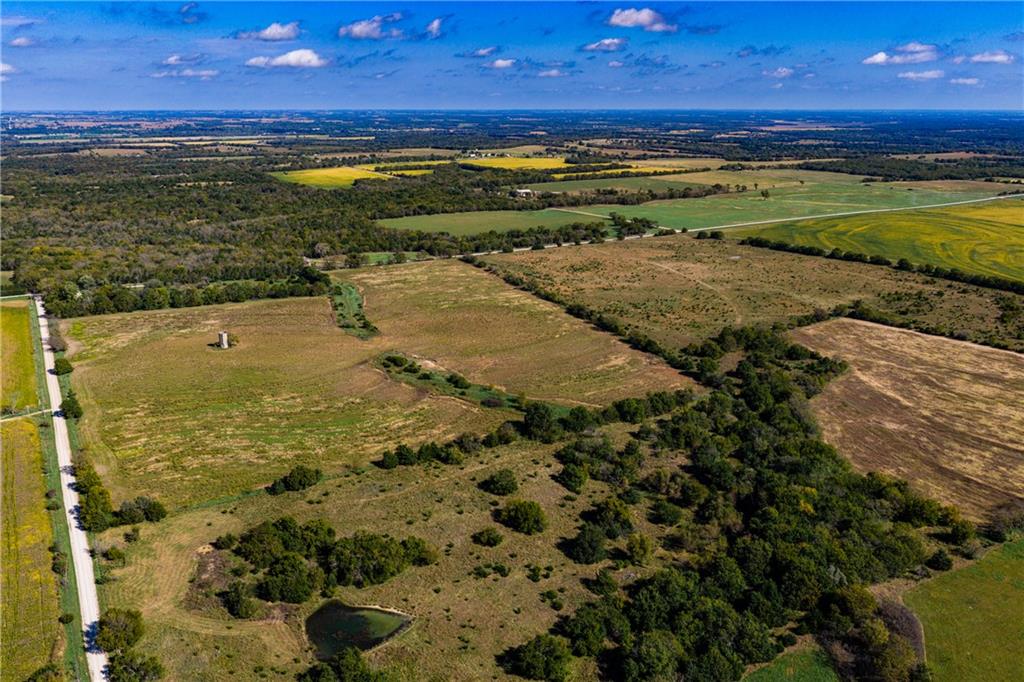 2275 California Road Property Photo 9