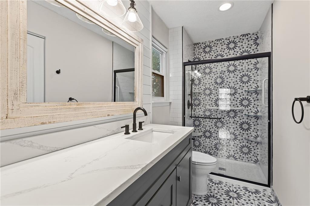 12411 W 82nd Terrace Property Photo 6