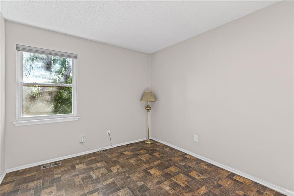 12411 W 82nd Terrace Property Photo 20
