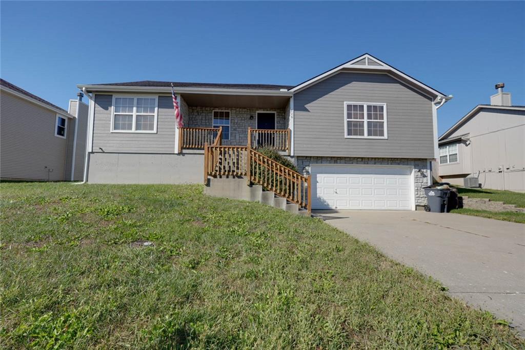 716 Sw Brome Drive Property Photo 1