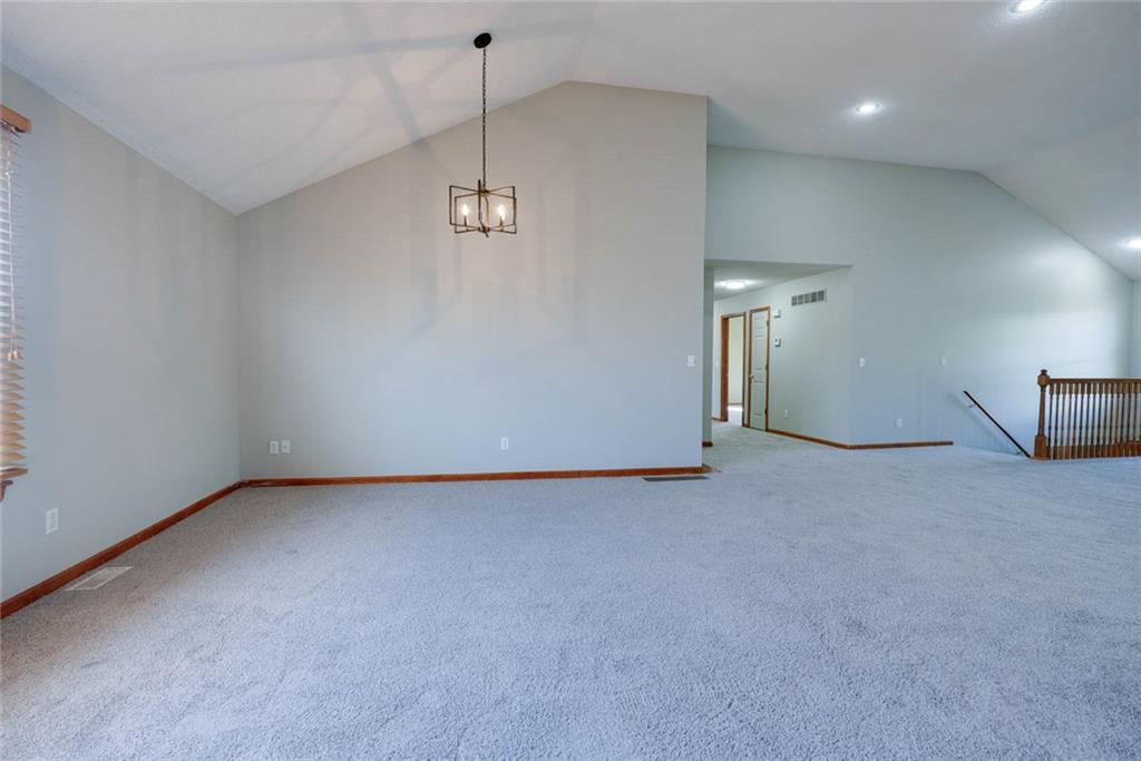 716 Sw Brome Drive Property Photo 7