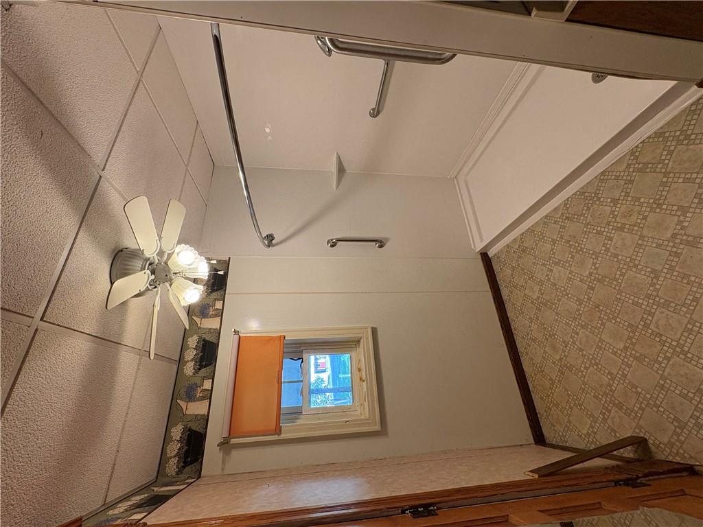 202 Gilbert Avenue Property Photo 10