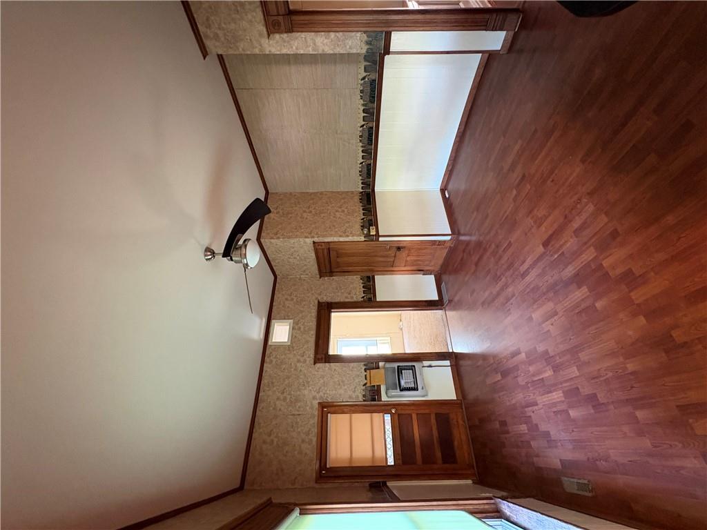 202 Gilbert Avenue Property Photo 15