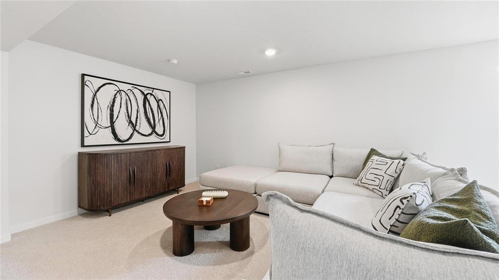 626 Solstice Circle Property Photo 24
