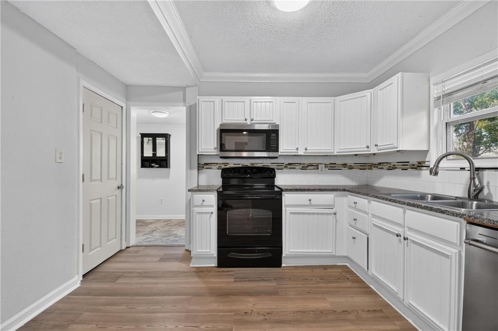 219 S Front Street Property Photo 12