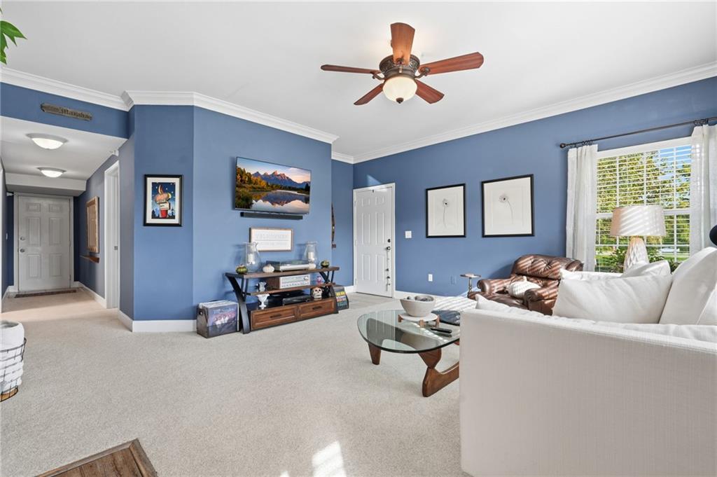 11604 Tomahawk Creek Parkway Property Photo 5