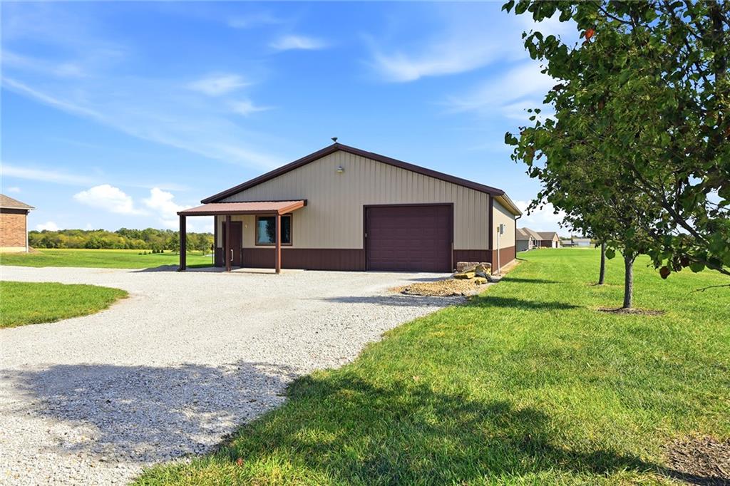 12760 Liv 2517 Road Property Photo 3