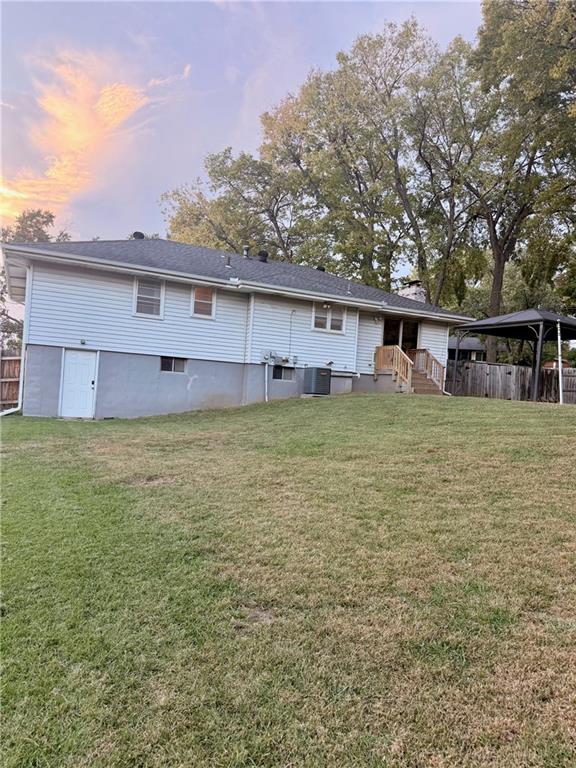 3831 S Kiger Road Property Photo 14
