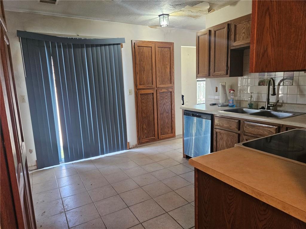 11303 E Sheley Road Property Photo 10